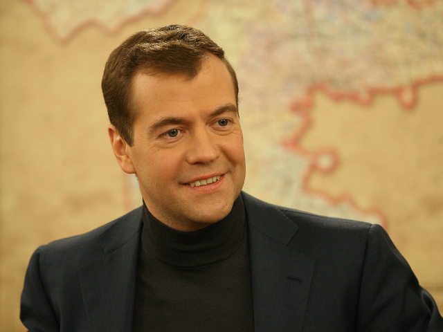 Дмитрий Медведев - новому министру: "Теперь вы отвечаете за всю страну"