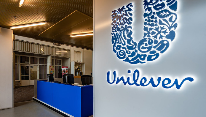 Фабрики и офисы Unilever продолжают работу в России